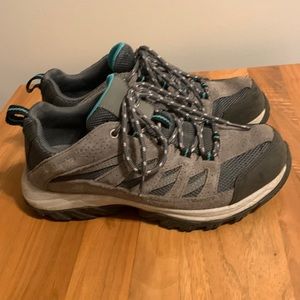 Columbia Crestwood Hiking Shoes